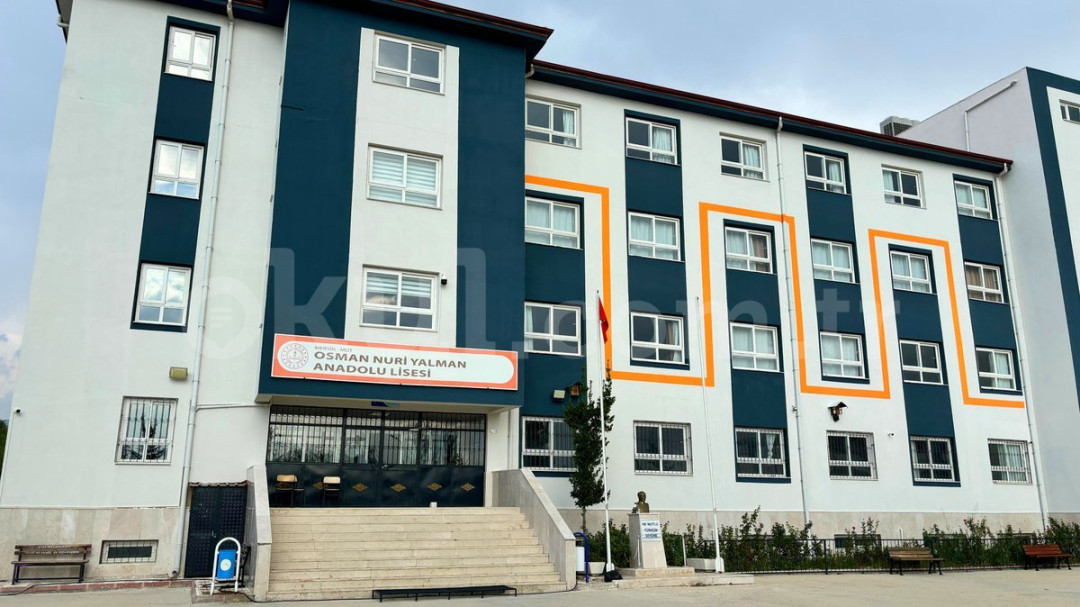 Mut Osman Nuri Yalman Anadolu Lisesi - 1