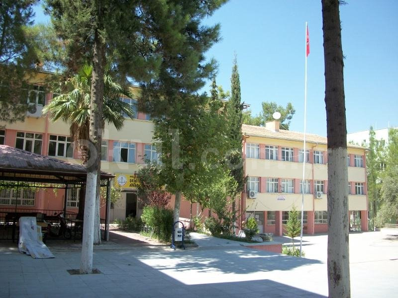 Şehit Emin Çelik Anadolu Lisesi - 3