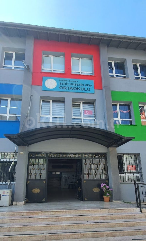 Hüseyinler Ortaokulu - 1