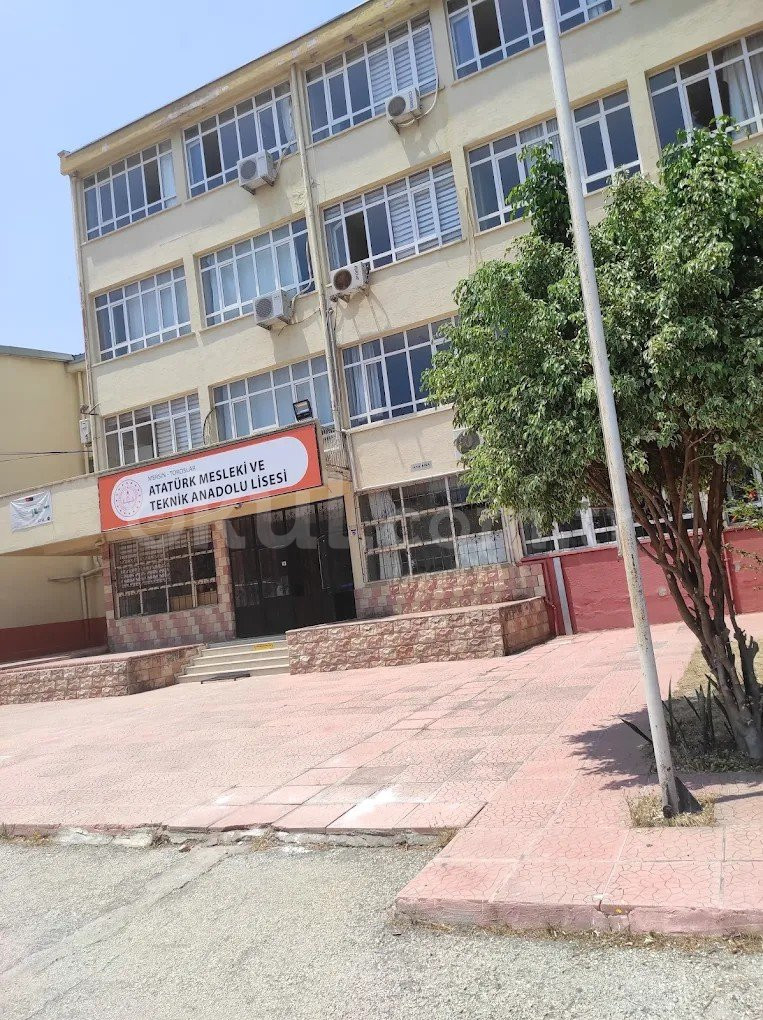 Atatürk Mesleki ve Teknik Anadolu Lisesi