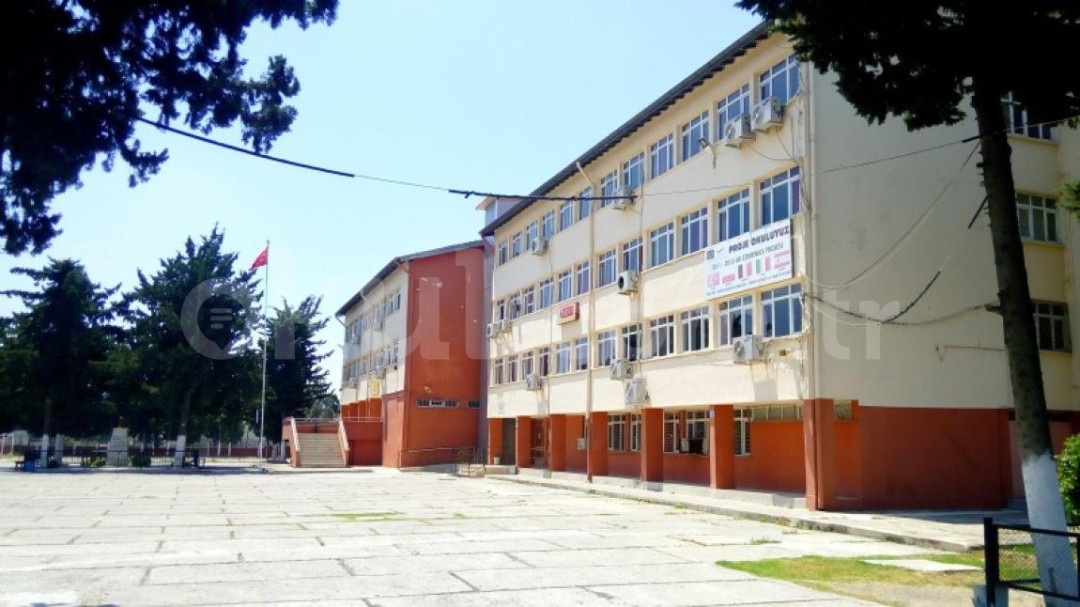 Tarsus Cumhuriyet Anadolu Lisesi