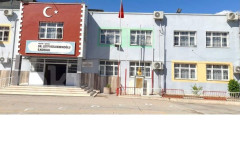 Dr. Lütfi Kolukırıkoğlu İlkokulu