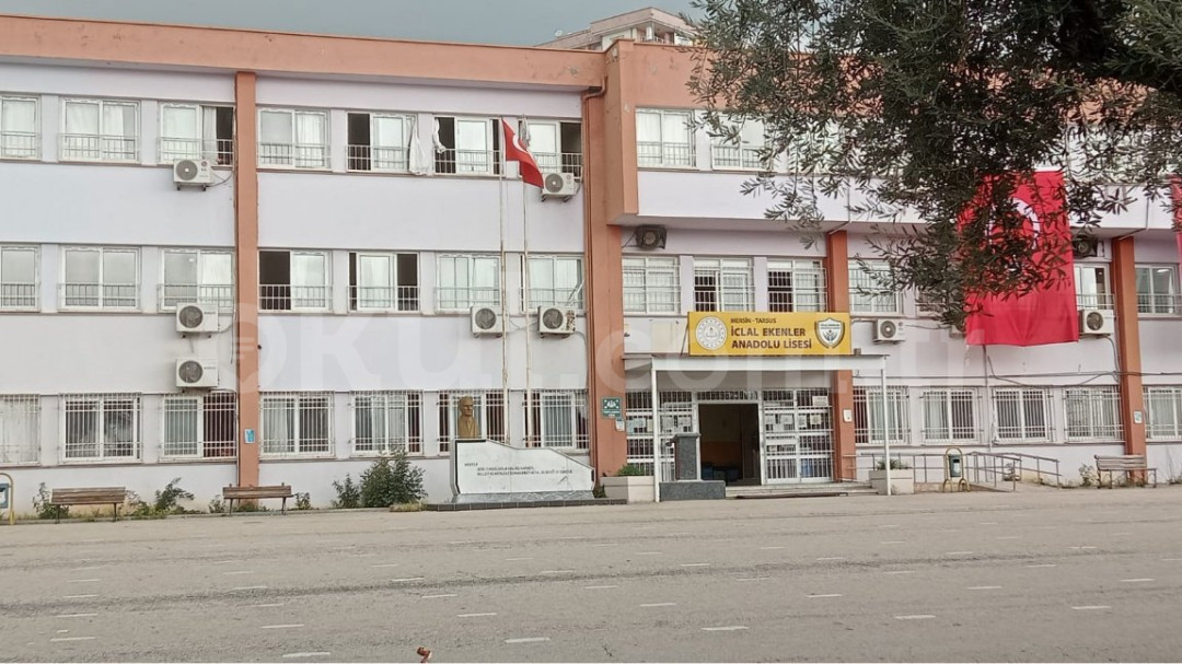 İclal Ekenler Anadolu Lisesi