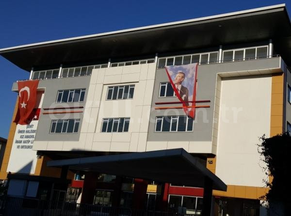 Şehit Ömer Halisdemir Kız Anadolu İmam Hatip Lisesi - 1