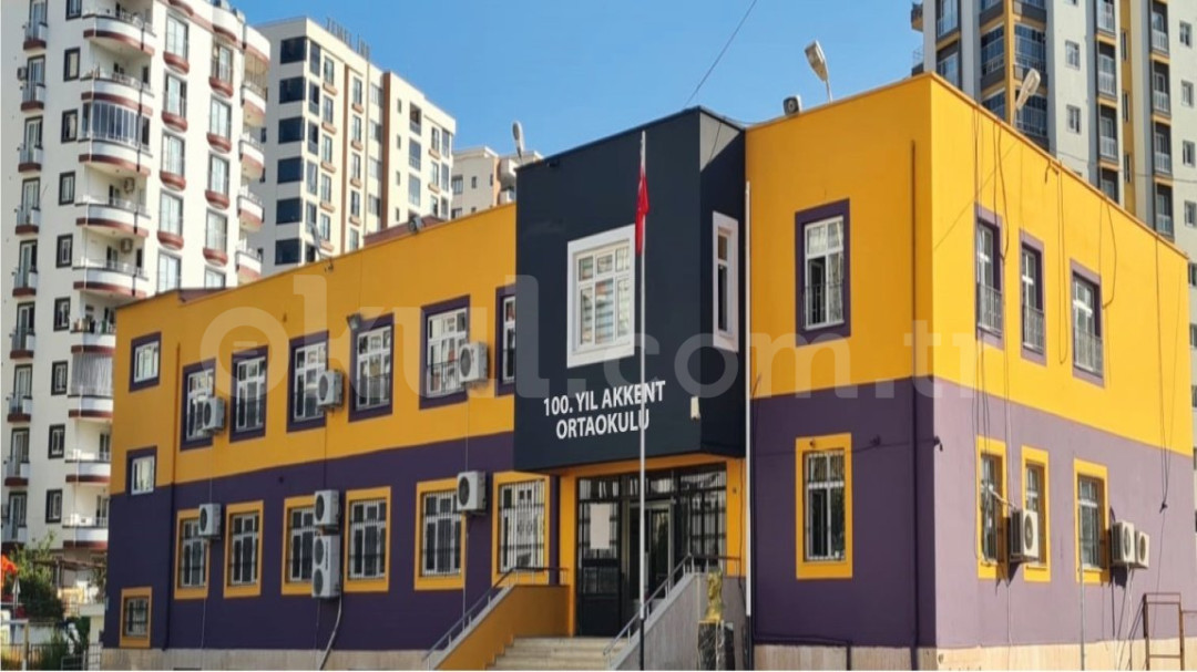 100. Yıl Akkent Ortaokulu