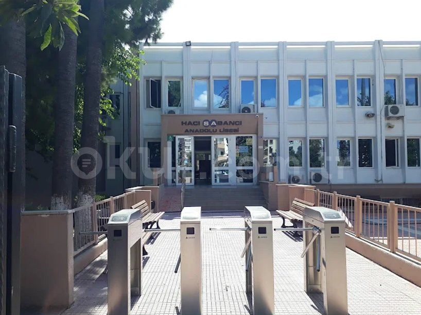 Hacı Sabancı Anadolu Lisesi