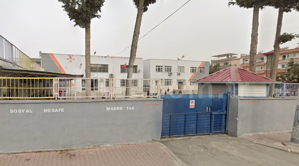 Zübeyde Hanım İlkokulu