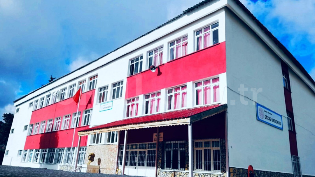 Gözne Ortaokulu