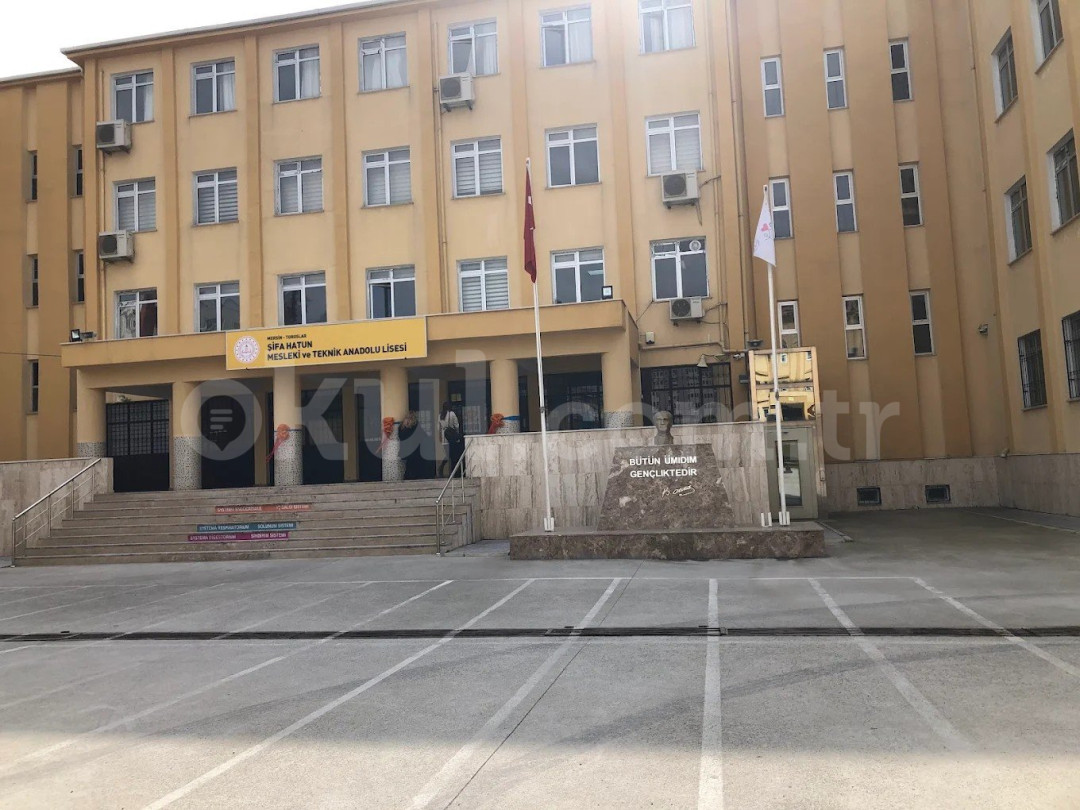 Toroslar Şifa Hatun Mesleki Ve Teknik Anadolu Lisesi