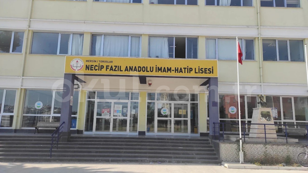 Necip Fazıl Anadolu İmam Hatip Lisesi
