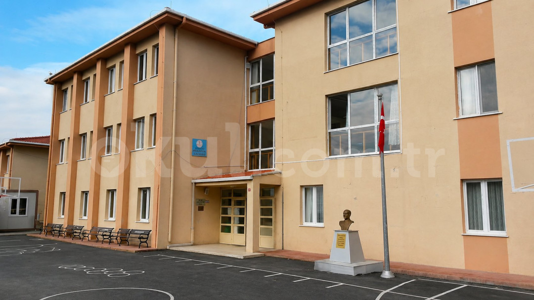 Heybeliada İlkokulu