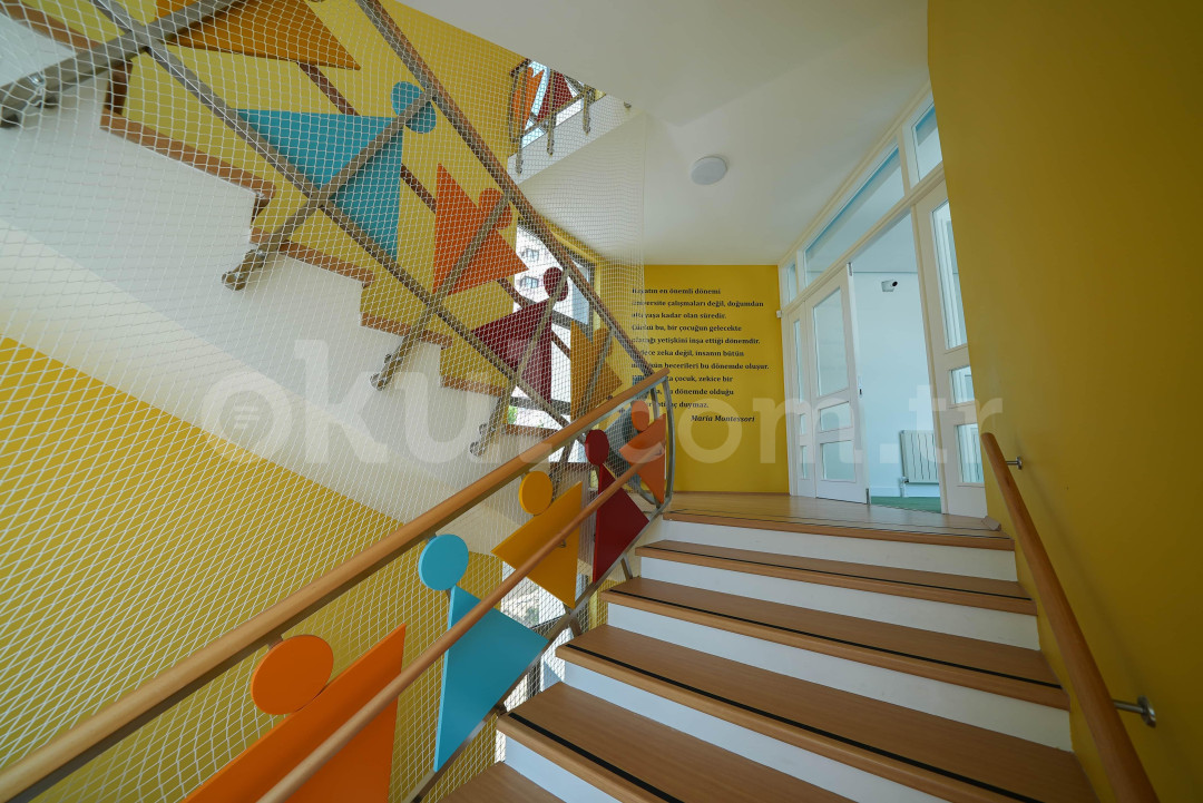 Özel İlkbahar Sihirli Bahçe Montessori Anaokulu - 12