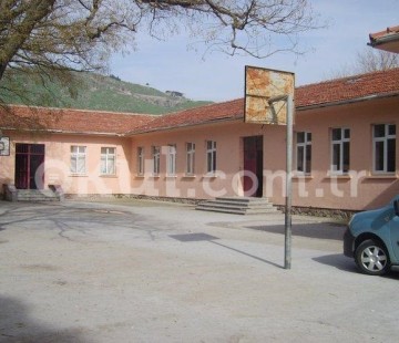 Atatürk İlkokulu Bergama