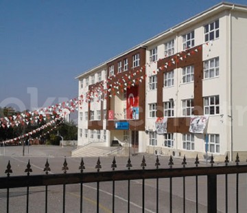 Bağlıca Ortaokulu