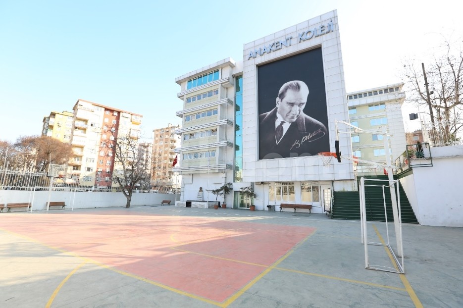 Özel Kadıköy Anakent Koleji Ortaokulu