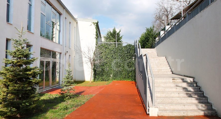 Özel Beylerbeyi İTÜ Geliştirme Vakfı Okulları Ortaokulu - 3