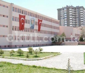 Betül Can Anadolu Lisesi