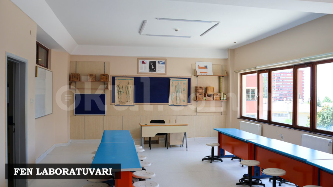 Özel Yüce Koleji Anadolu Lisesi - 11