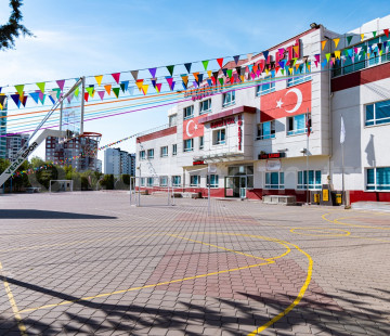 Özel Batıkent Kariyer Koleji Anadolu ve Fen Lisesi
