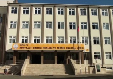 Antalya Konyaalti Anadolu Lisesi Kac Puan