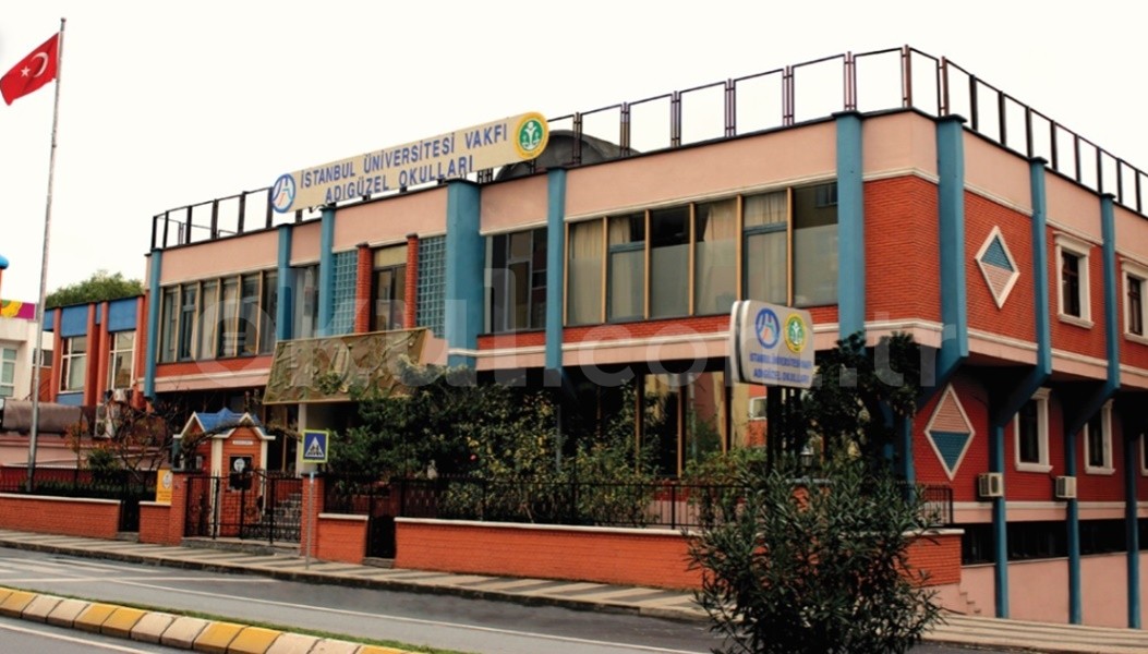 Özel İÜV Adıgüzel Okulları Ataşehir Güzel Sanatlar Lisesi