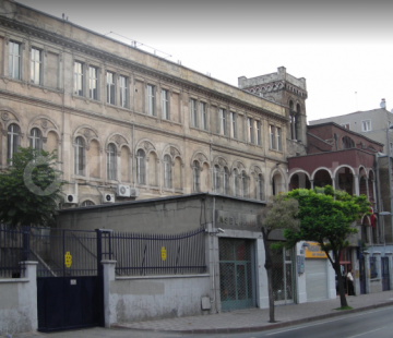 Özel Beyoğlu Saint Benoit Fransız Lisesi