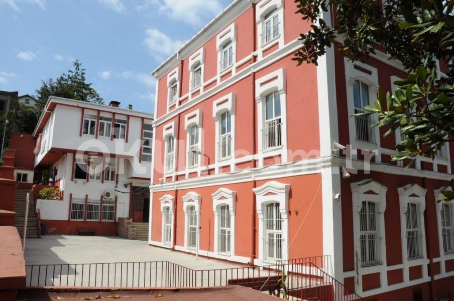 Özdemir Sabancı Emirgan Anadolu Lisesi - 1