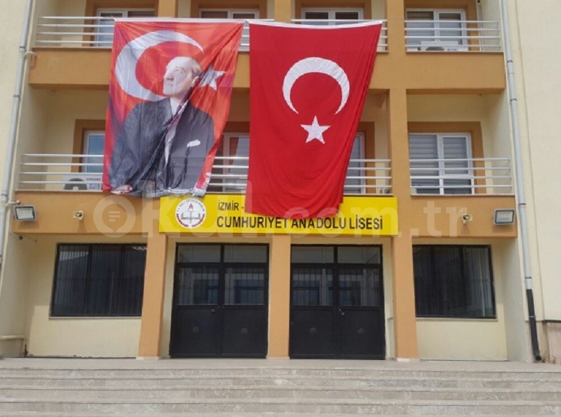 Beydağ Cumhuriyet Anadolu Lisesi