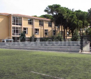 Bornova Anadolu Lisesi