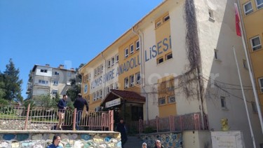 bornova yunus emre anadolu lisesi