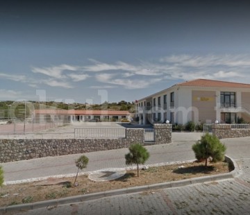 Çeşme Sevgi-Reha Aysay Mesleki ve Teknik Anadolu Lisesi